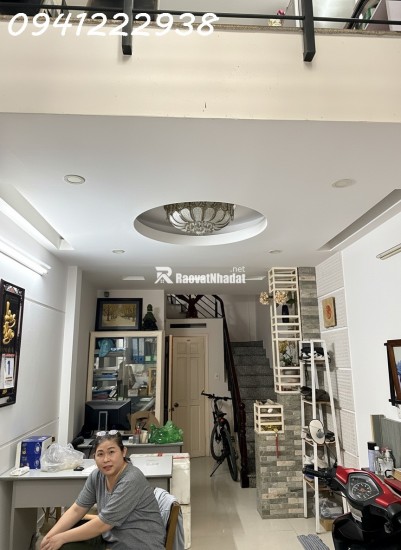 BÁN NHÀ 575/86 NGUYỄN ĐÌNH CHIỂU, QUẬN 3. DT: 3.2m*10m. 5 TẦNG. GIÁ 9.9 TỶ TL